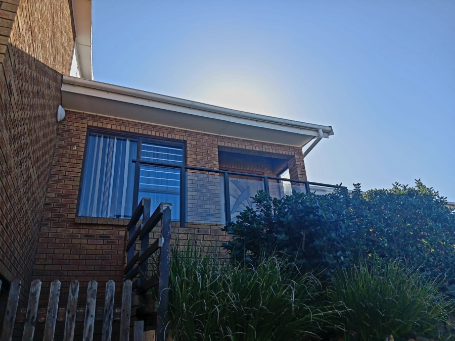 To Let 3 Bedroom Property for Rent in Dana Bay Western Cape